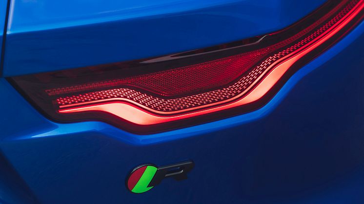 Jag_F-TYPE_21MY_Reveal_Image_Detail_Rearlight02.12.19_01