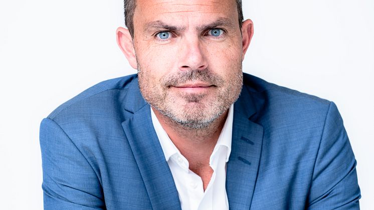 I vores mange dialoger med nye og potentielle kunder kommer det som lidt af en overraskelse for dem, når vi fortæller om de mange døre, der kan åbnes rent forretningsmæssigt, mens ansøgningen behandles, Jesper Mark Wenzel, der er CCO og partner i Bud