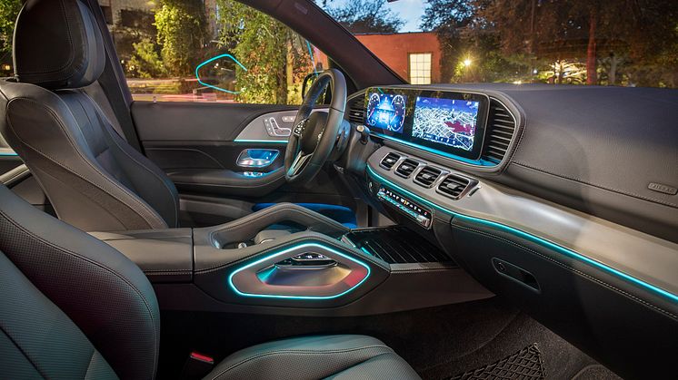 Mercedes-Benz-GLE-012