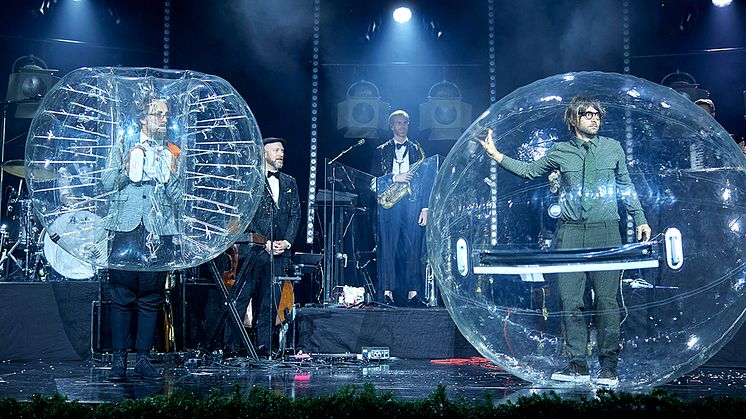 Måns Zelmerlöw & Per Andersson Tomten & Bocken - en slags julshow