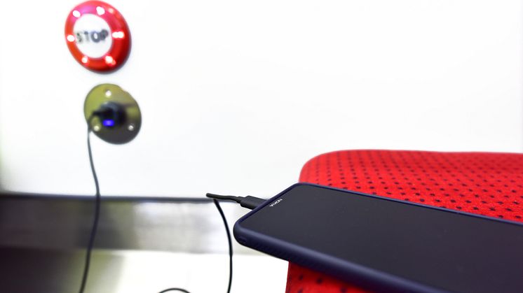 Innenraum neuer B-Wagen (Details): USB-Ladebuchse
