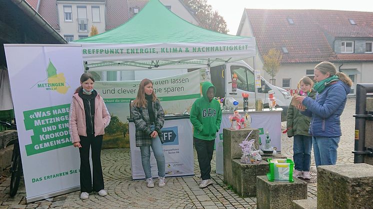 Prämierung der kreativen Kunstwerke aus Verpackungsmüll
