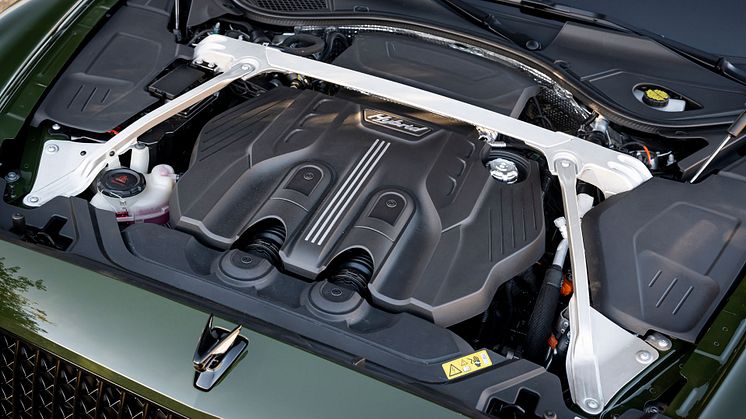 Flying Spur Hybrid (5)