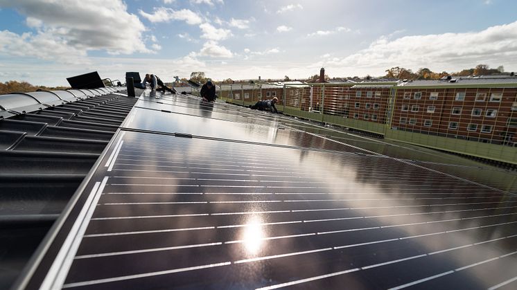 Solen sken på Öresundskraft under 2018 men inte riktigt lika starkt som tidigare. 