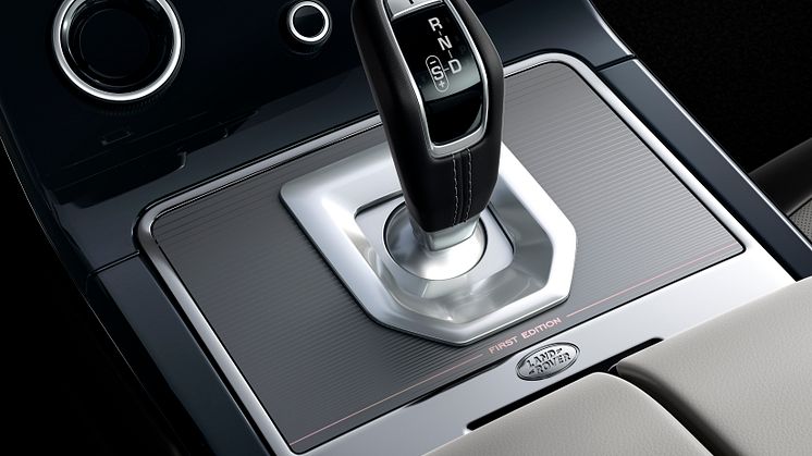 RR_EVQ_20MY_Interior_S44_221118_07