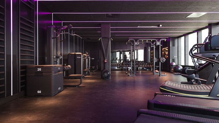 Clarion Hotel Sign Gym