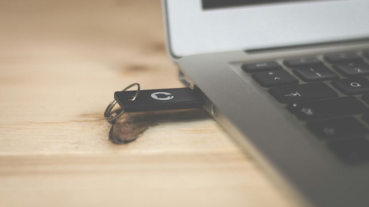 Cyberangrepp med USB-minnen ett nygammalt hot