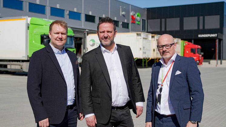 Regionsdirektør Thomas Henriksen, konserndirektør Hans-Øyvind Ryen og distrikssjef Jens Ottosen