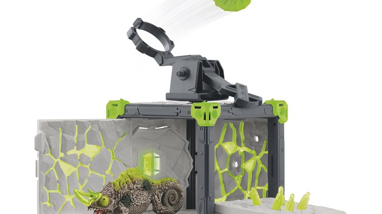 42677_Eldrador Creatures_BattleCave Stone Chameleon (c)Schleich