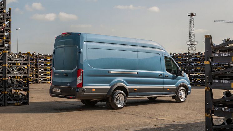 2020_FORD_TRANSIT_5T_05