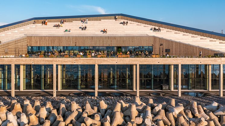Kreuzfahrtterminal mit Kebony Fassade gewinnt Architekturpreis