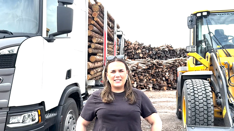 Alice, en av eleverna på transportinriktningen vid Strömbackaskolan i Piteå.