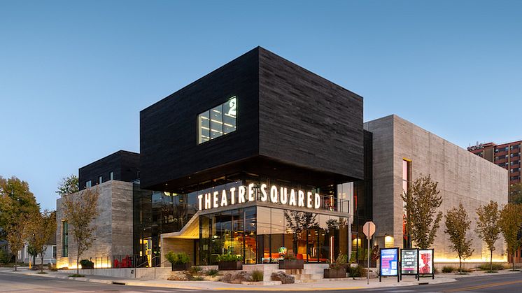 NEW THEATRE IN ARKANSAS MIXES SUSTAINABLE MATERIALS AND MODERN DESIGN