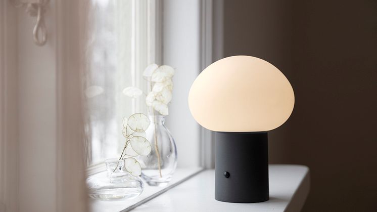 Rusta_2023_S3_Lamp_Alta_1-I
