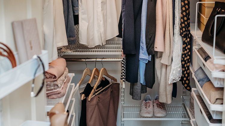 Elfa_Clothing_Interior_Click_in_system_Classic_2022_06_0172
