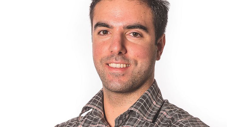 Daniel Özer hyr lokal hos Mimer och driver Ica Nära i Vallby tillsammans med sina femton medarbetare.