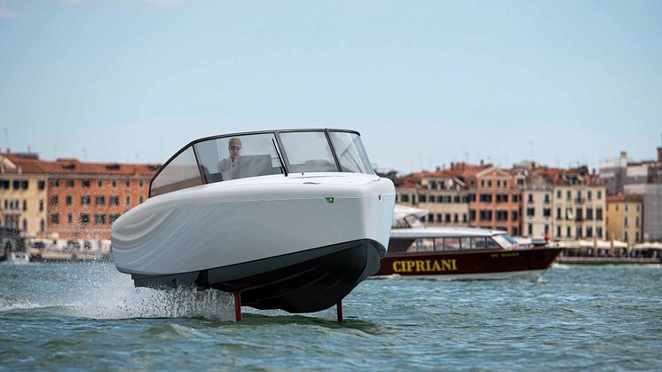 Candela C-8, the first hydrofoiling electric daycruiser, will debut in Venice on Friday, May 27.