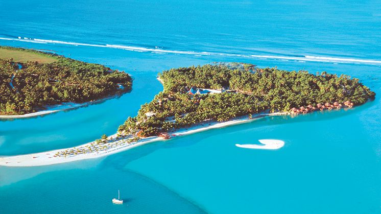 Cook Islands - Aitutaki lagoon.jpg