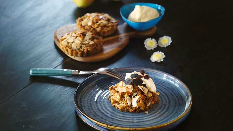 Minipaj med Betavivo, päron och mandelflarn - recept av Alexandra Zazzi