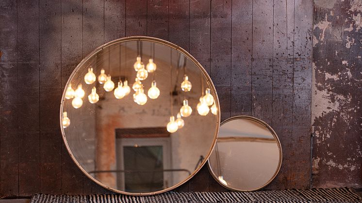 Gitu  mirrors