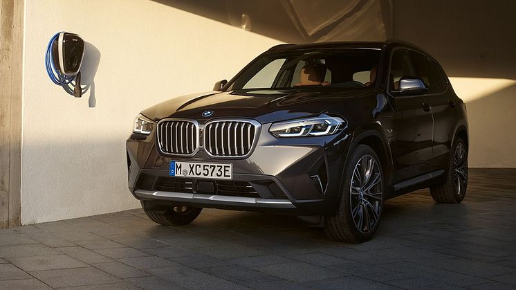 BMW Yksityisleasing korvaa yksityisasiakkaiden BMW Easyleasen