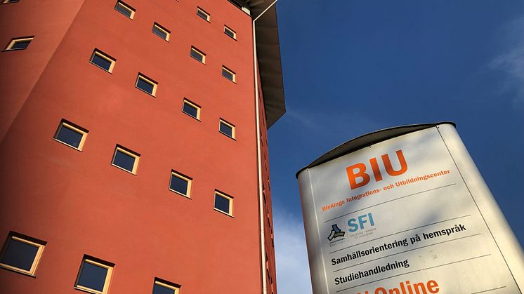 BIU fasad skylt utifrån
