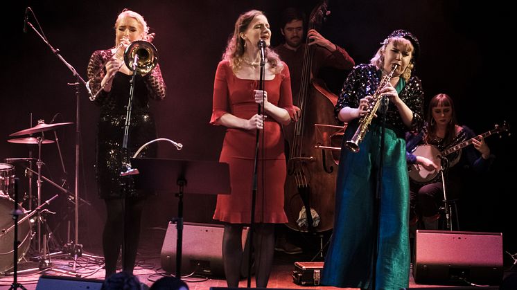 Nanna Carling Swing Band