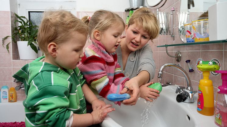 Schnupfen und Co. die Stirn bieten: Händewaschen nicht vergessen