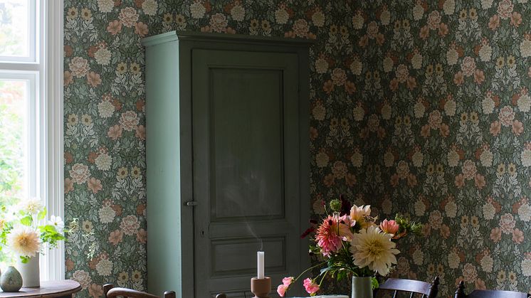 Dahlia_Image_Roomshot_DiningArea_Item_7666_PR