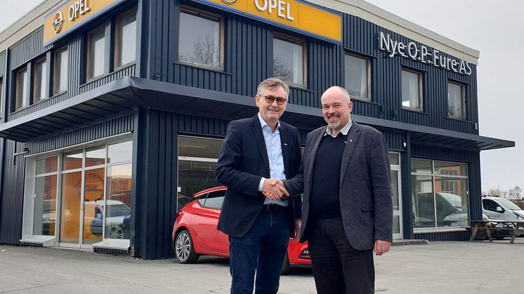Bodø: Konsernleder Thor Allan Nordvik fra Nordvik Gruppen og Daglig leder og medeier Chriss Marken fra Nye O.P. Fure. Foto: Nordvik Gruppen.