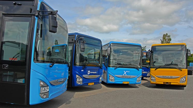 IVECO BUS og VBI Group har påbegyndt leveringen af 142 Crossway-busser i Danmark.