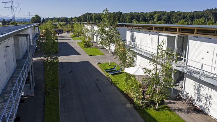 Modulare Gebäude mit Pultdächern
