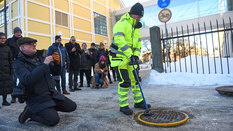 Brunnslockpoesi på plats i Umeå