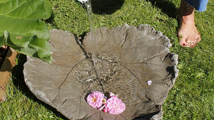 DIY – Gjut rabarberblad i betong