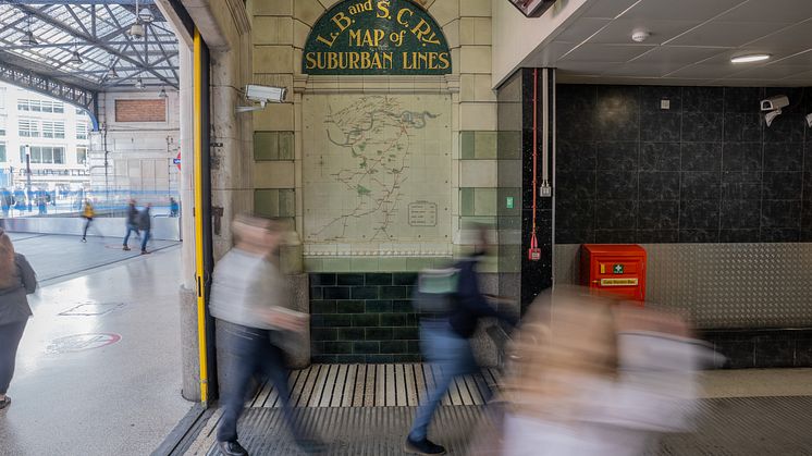 Victoria station heritage rail maps restored