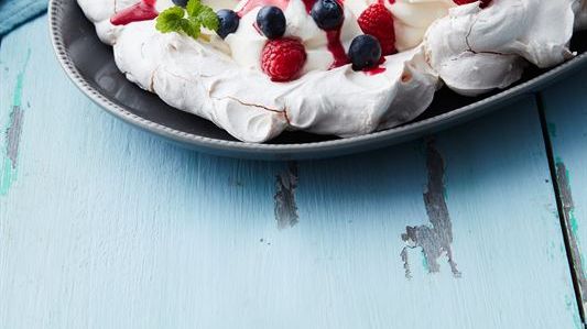 DanSukker Pavlova .jpg