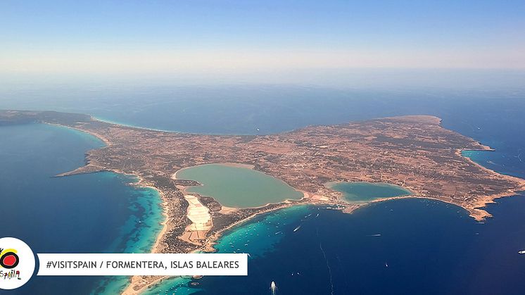 2018-123RF_30978555-formentera-formentera-vista_aerea-autor_itsmejust-l-TW_20210610154041_29535.jpg