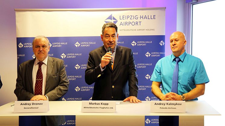 Markus Kopp von der Mitteldeutschen Flughafen AG eröffnete die Pressekonferenz zum Probeda-Erstflug