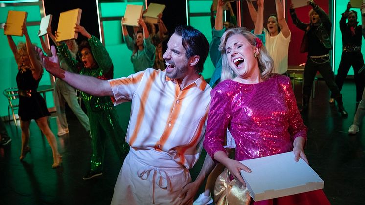Familjemusikalen "De' e' det här vi kallar kärlek" kan upplevas på Nöjesteatern i Malmö. Foto Markus Gårder-Julius Productions AB.