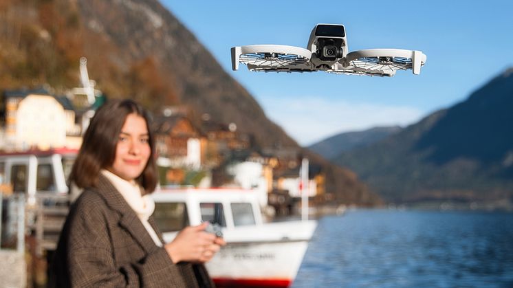DJI FLIP_RC2 Romote Control_Hallstatt_RC2.jpg