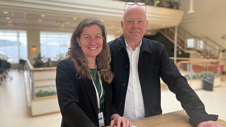 Charlotta Johnsson, rektor för Campus Helsingborg och Mats Hallberg, kulturdirektör i Helsingborg, vill hjälpas åt att sätta Helsingborg på kartan för filmiskt berättande. Foto: Julia Luttrup