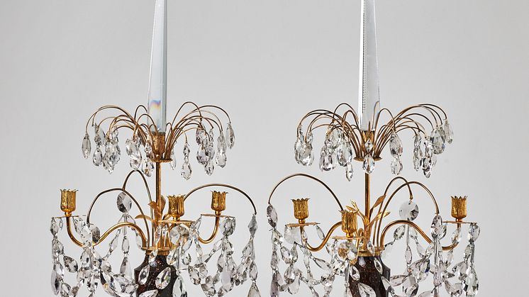 Table chandeliers in Black Rattan Porphyry from Elfdals Porphyrverk