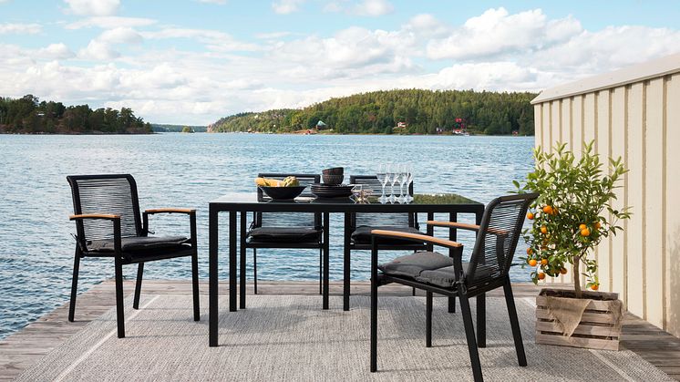 Monaco stol: 499kr Monaco bord: 1495kr