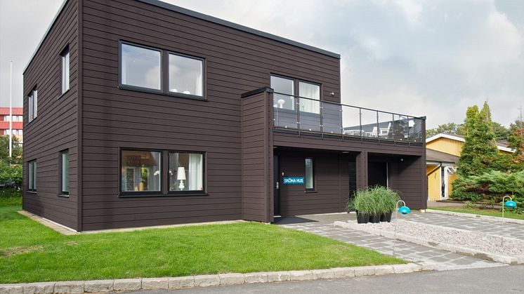 Skön Hus med serie berker från Hager