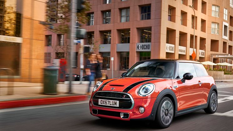 Nya MINI Cooper S 3-dörrar