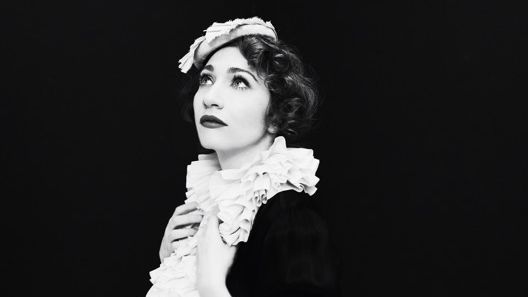 Regina Spektor Tour Photo (Shervin Lainez)