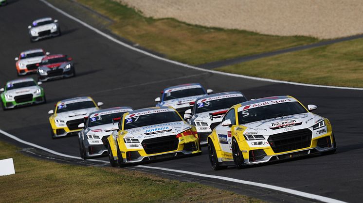 Nicklas Nielsen i Audi Sport TT Cup