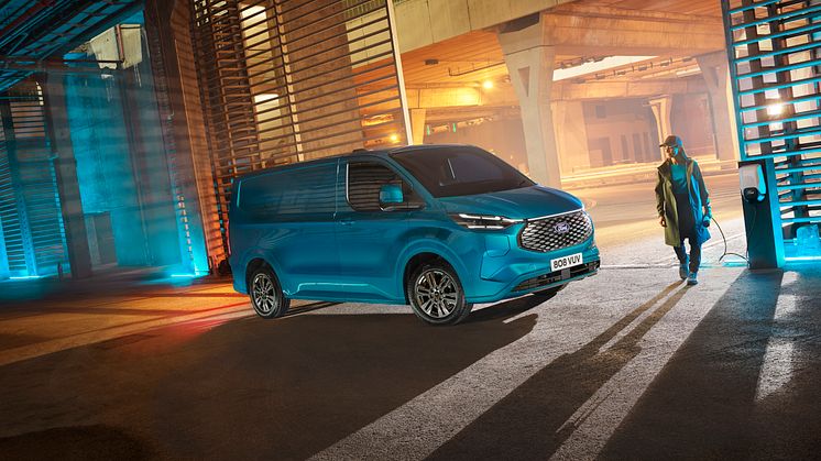 Ford E-Transit Custom 2022 (8)