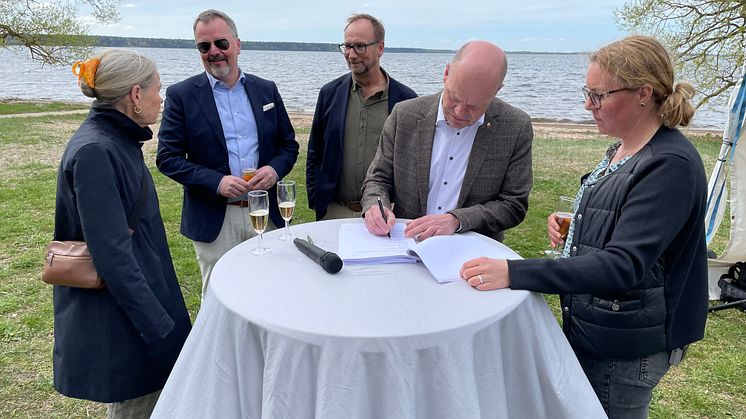 Nu är UNESCO-ansökan signerad av kommunerna Lund, Eslöv och Sjöbo.