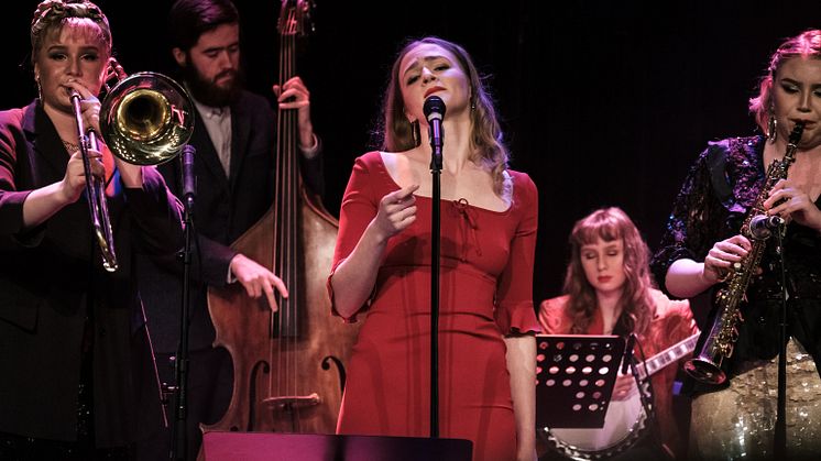 Nanna Carling Swing Band